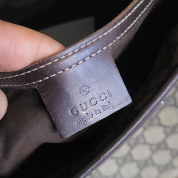 GUCCI GG Supreme Monogram MM Zippered Tote Bag... Authentic!! - Picture 10 of 16